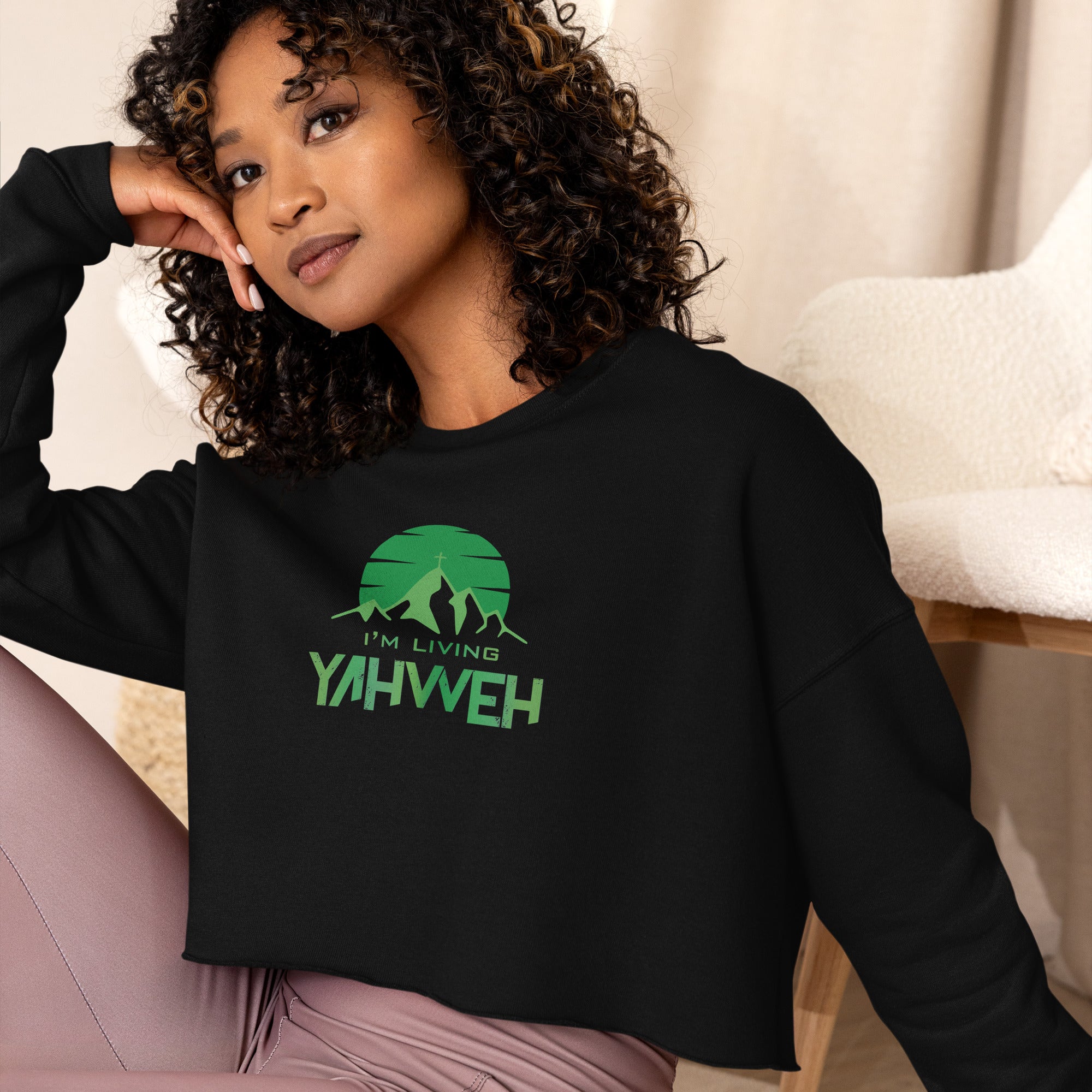 I'm Living Yahweh | Crop Sweatshirt | Emerald